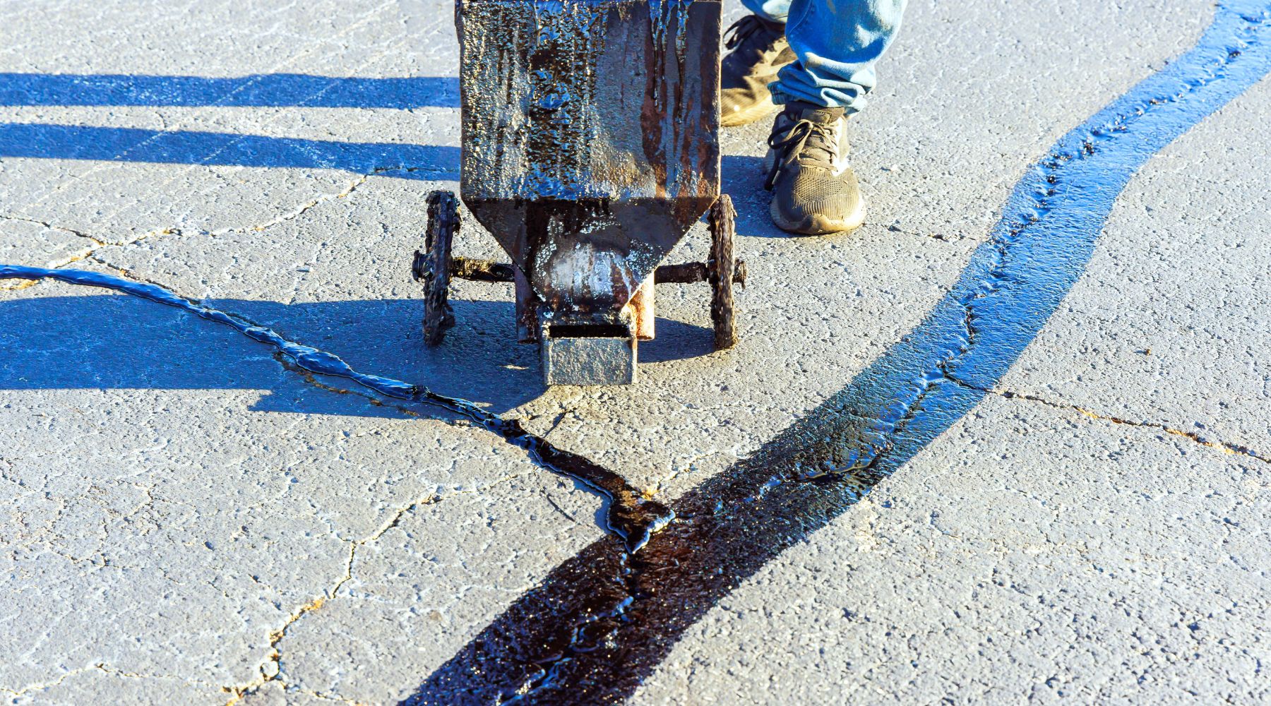 asphalt driveway repair