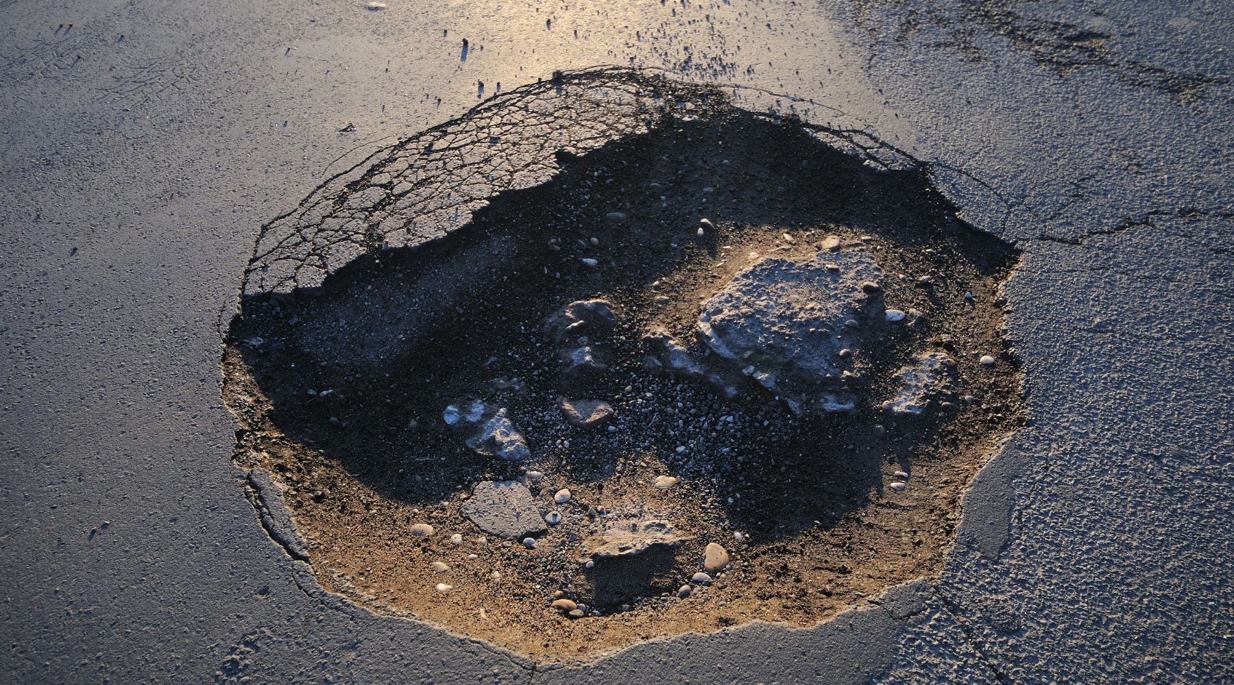 Bitumen driveway repairs