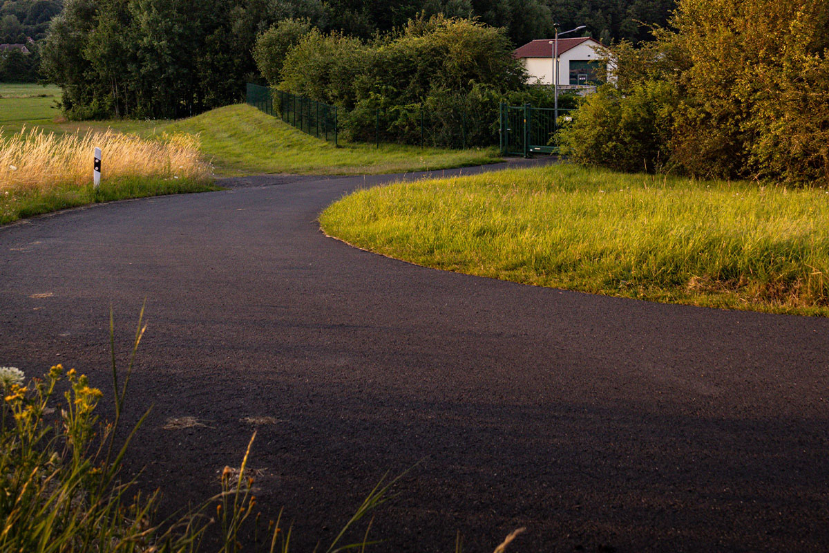 how much does bitumen driveway cost